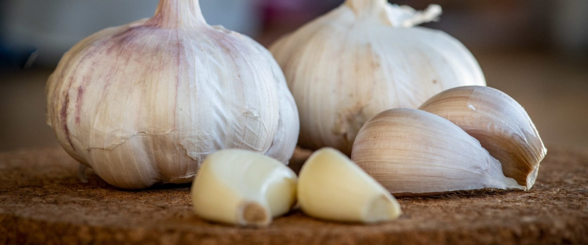 Unlocking the Incredible Health Benefits of Raw Garlic: A Comprehensive Guide to Garlic Supplement Benefits